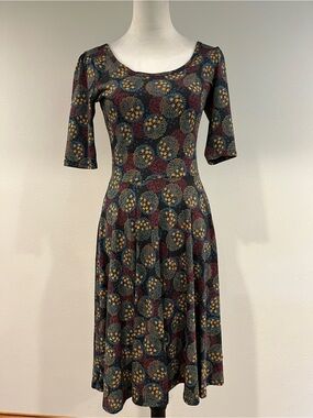 LuLaRoe Nicole short‎ sleeve floral dress size small
